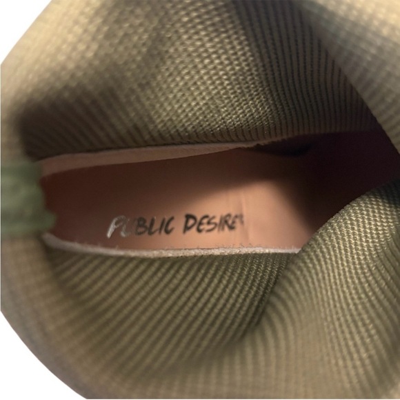 PUBLIC DESIRE Exclusive Wide Fit Loyal heel sock boot olive knit-Green sz 7 Wide - Picture 13 of 14